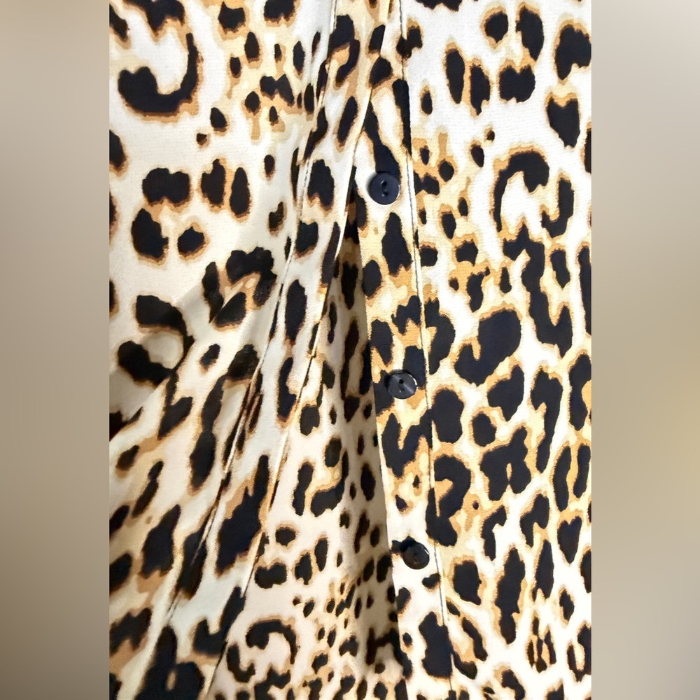 Worthington Animal Print Button Down Shirt, Large - Picture 3 of 5